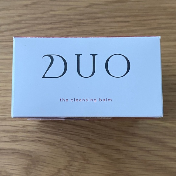 DUO Cleansing Balm - Picture 1 of 4